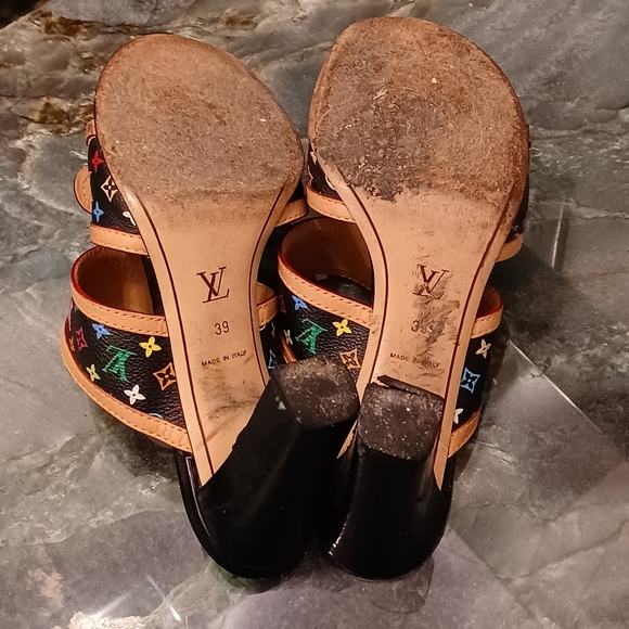 Authentic Louie Vuitton 80s Multicolored Monogram Slip-on Flower Sandals - Picture 4 of 4